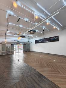 Ecohill Walk Mall Semenyih ,facing mainroad, centralized aircond