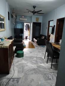 House for Rent at Teratai Mewah