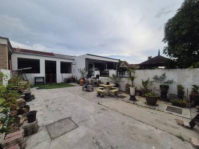 Facing Open, 20Ft X102Ft 1 Storey Terrace @ Tmn Kembara Rantau Panjang