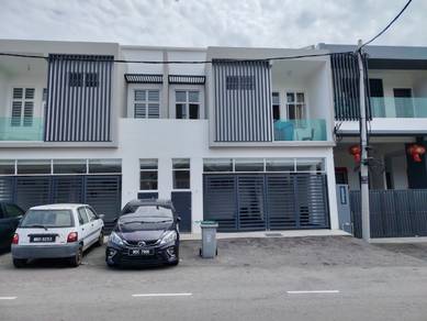 Teres 1.5 Tingkat Taman Ayer Keroh Height, Ayer Keroh, Melaka