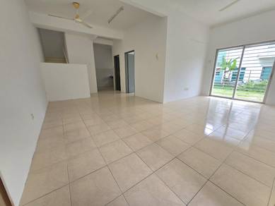 Semi D Double Storey Cluster Saujana Utama 3