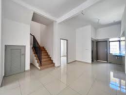 2sty house Avenue 3 Jalan Suarasa Bandar Tun Hussein Onn btho