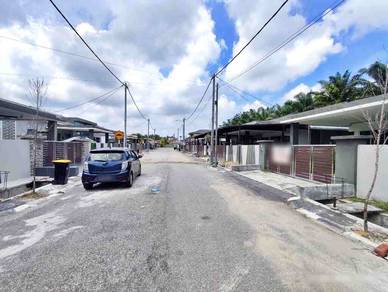 1 Storey Semi-D House, Taman Permatang Jaya III, Sitiawan, Perak