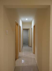 GREEN AVENUE Condo for Rent. Opposite Shop F&B Bank Clinic Pharmacy.
