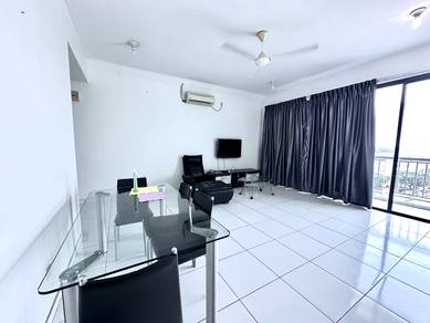 Sky Executive at Bukit Indah near cw bus stop