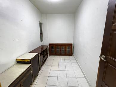Apartmen Siap Renovation Cantik. Ada Strata.Nego