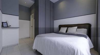Ready Move In / Freehold / Beside mall & Shop /Fully Furnished