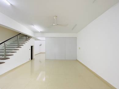Taman Taming Indah 2 Endlot 3 Sty Freehold 6 Room Good Cond For Sale