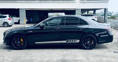 Mercedes Benz E200 AMG 42K Miles AppleCarplay