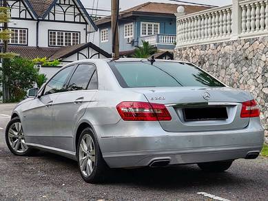 Mercedes Benz E250 AVANTGARDE (CKD) 2.0