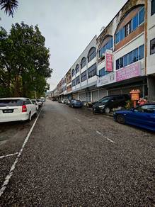 Banang Height Ground Floor Shoplot for Rent