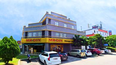 [Facing Main Road] Puncak Jalil Ground Floor Shop