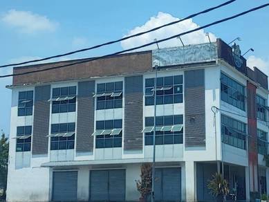 Jalan Kuala Kangsar 3 Storey Shop Lot For Sale
