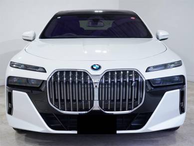 BMW i7 xDrive 60 M Sport 4WD Japan Spec