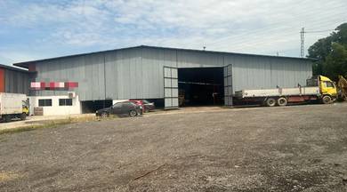 Menggatal Warehouse for Rent