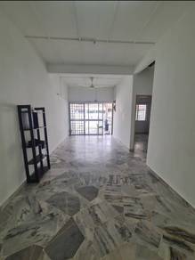 1sty terrace house SD4 Sri Damansara available NOW