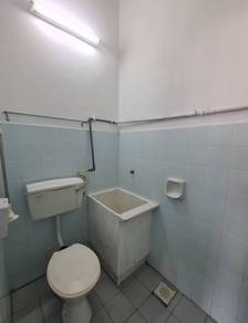 1sty terrace house SD4 Sri Damansara available NOW