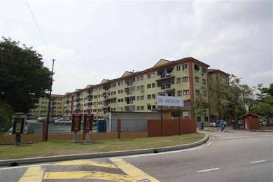 [BLW MRKT]3R2B Balcony Sri Anggerik 1 2 Sri Mekar Near MRT PUCHONG