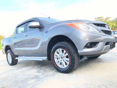 Mazda BT-50 2.2 XLT 4WD(M)LEATHER SEAT/LUXURY SPEC