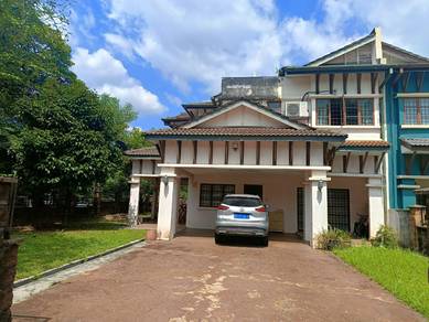 Double Storey Superlink Corner Lot @ Jalan Kubah, U8 Bukit Jelutong