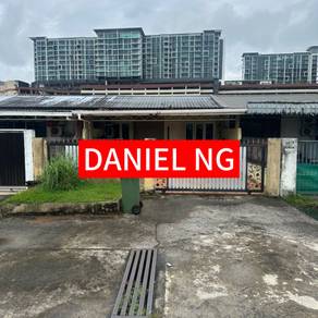 SINGLE STOREY TERRACE INTERMEDIATE FOR SALE At URAT MATA KUCHING