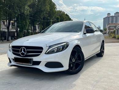 Mercedes Benz C200 2.0 AVTG/ Full Loan/ Wrrty