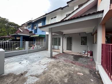 Bukit Kinrara, Puchong Jaya (2 Storey 22x65sf)