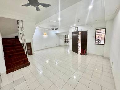 MURAH Double Storey House Jalan Nova, Subang Bestari