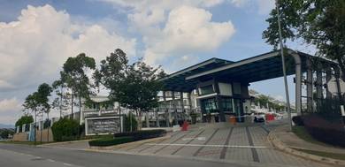 Middle Room at Forest Heights, Seremban