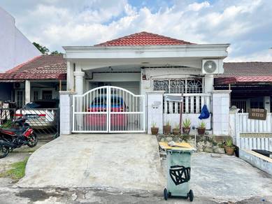 RENOVATED FACING SURAU Single Storey House Taman Desa Baiduri Cheras