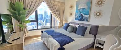 Fully Furnished / Low Density / Near Mall / Ready Move In