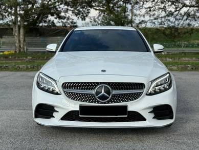 Mercedes Benz C200 2.0 AMG LINE (A) CAR KING!