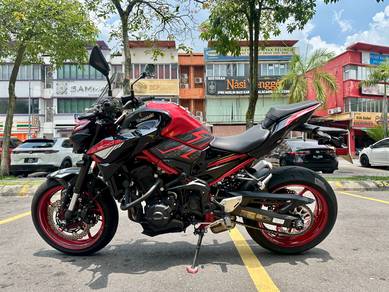 z900💥z900💥demo bike💥like new💥full accessories