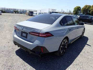 RECON 2023 Bmw I5 eDRIVE40 M SPORT