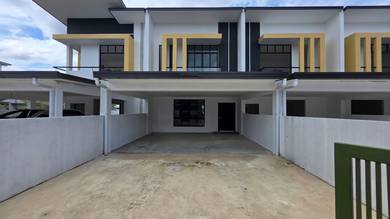 Double Storey Terrace at 9th mile, Kota Padawan