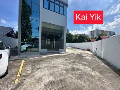 Jelutong | Brand New 4 Storey Nicely Built Building | Include Lift