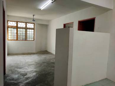 Rista Villa Apartment, 2nd Floor, Taman Putra Perdana Puchong Selangor