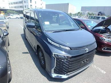 Toyota Voxy SG 2.0 blue-grey 8 seater KM low 4.5B