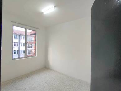 Rosana Villa Apartment 3rd Floor Taman Putra Perdana Puchong Selangor