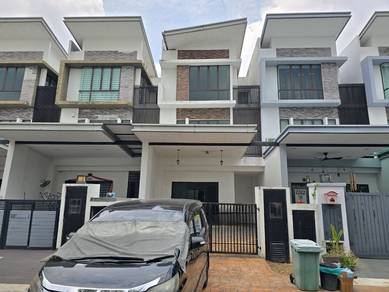 BRAND New 2.5 Storey Terrace @ Alam Villa, Eco Residence, Meru, Klang