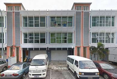 cheap below market 3storey shop office Jalan tasik raja lumu shah alam