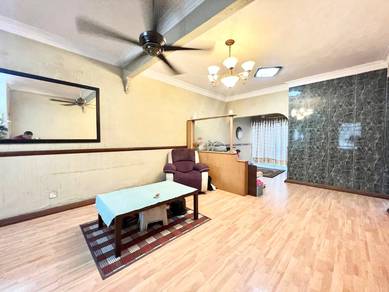 FACING OPEN [Renovated] Double Storey SS 19 @ Subang Jaya