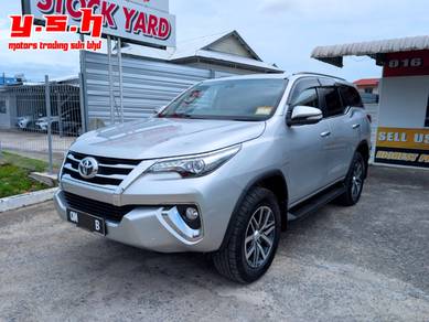 Toyota FORTUNER 2.7 SRZ (A)