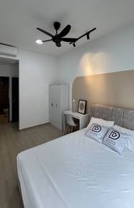 D'Brightton, Titiwangsa