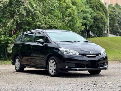 Toyota WISH 1.8 X (A)