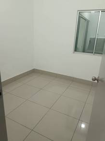 Razak City Block D to rent, Bigger unit 3 Room 3 bath 