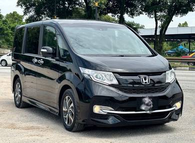 Honda STEPWAGON 1.5 SPADA (A)