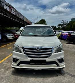 Toyota INNOVA 2.0 G (A)