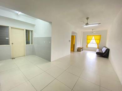 Calisa M Residence 3b2b Partially 883sf Puchong taman Mas