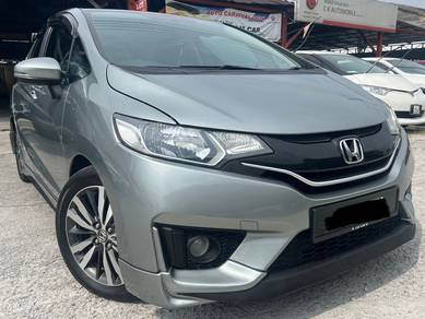 Honda JAZZ 1.5 V (A) CHEAPEST IN MALAYSIA